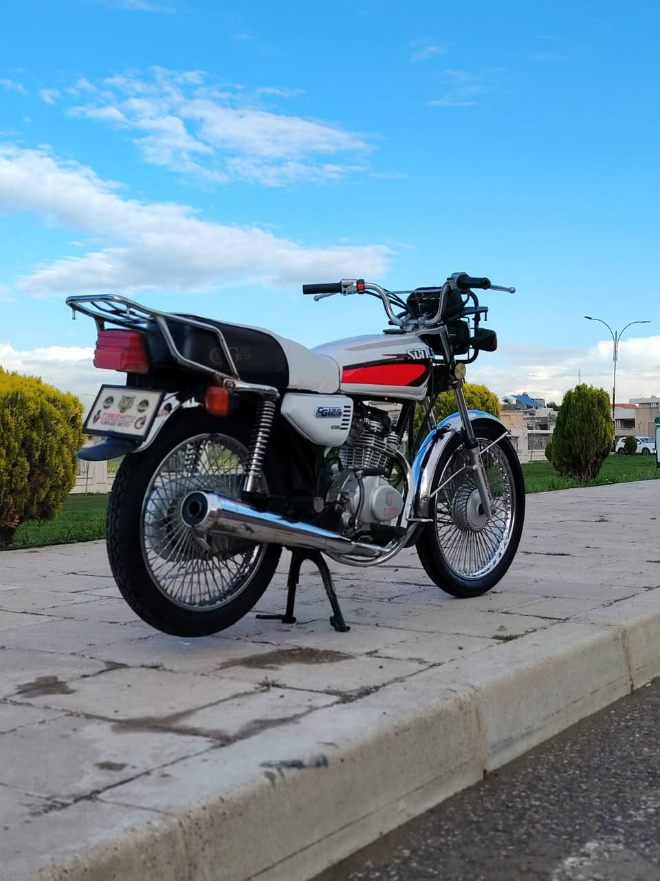 للبيع تاكر 2021 وفل نضافه مكينه شرط مامطخوخه صبانه تحريكه ومعدل ماشاءالله السعر 550 وبي مجال مكلف بل نشر التواصل ***********
