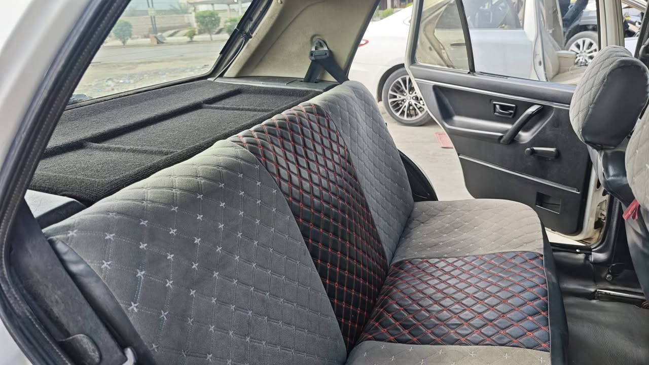 السلام عليكم
كولف موديل1990
كير عادي 
محرك شرط گير شرط فقط صبغ عام جماليه
كهربائيات كامل 
سنويه لسنة 2027
كوبون بانزين
سياره جاهزه مابيهه اي نقص 
لايت زنون
تحويل موجود
للاستفسار 
***********
ماموجود ماسنجر
