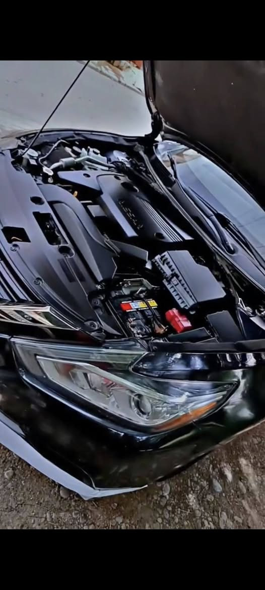 مودیل ٢٠١٧ فواافات SV رەنگی رەشی درۆزنە گێر و مەکینە و کارەبایت هەمووی بەشەرتە نەکرایتەوە سەیارەکی تا بڵی خاوێن ماوەتەوە ٥ نیو بۆیاخە بێ داخلی بە پەرەشوت پێش و پشت کەپس کەپسە  ملیونەک خرامەی لەسەرە رەقەم و سەنەوی نوێیە نرخی ١٠٨  
*********** أربيل, العراق
