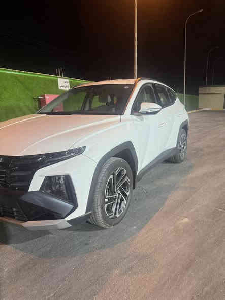 توسان2025 خليجي
رقم اربيل
بسم شركه
فول مواصفات للاخير
السياره بيهه قطعتين تبديل اصلي وكاله 
باب الصدر والجاملق الامامي 
بدون اي ضرر داخلي 
الباقي كفاله 
سياره كلش جديده ماشيه23الف
السعر225وبيهه مجال حك الجيه
العنوان بصره قضاء القرنه مركز القضاء
***********
