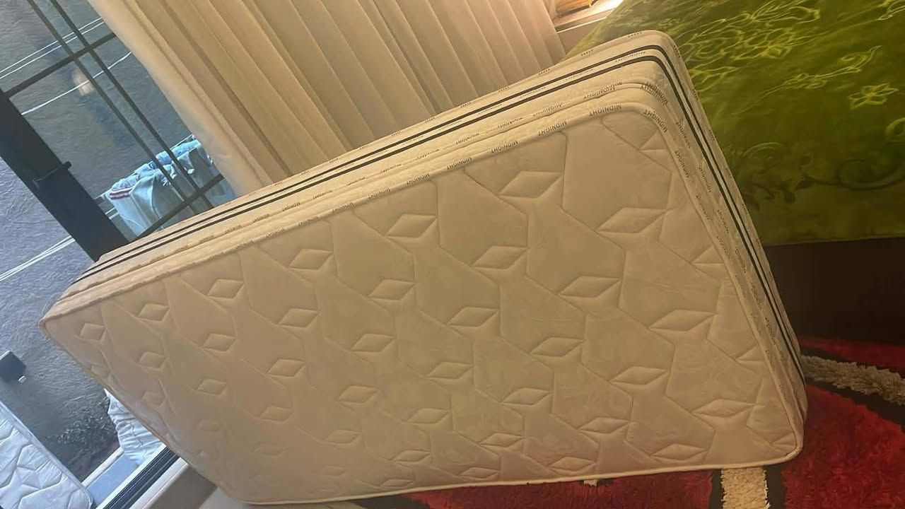 عندي دوشك اخذته من شركه مدنايت ممستخدماتت ثنين مكاني اليرموك اخذت واحد 350 حتى لو ب100واحد ابيع


**إذا كنت صاحب هذا الإعلان وتريد حذفه لأي سبب، رجاءا أرسل رسالة إلى الدعم الفني**