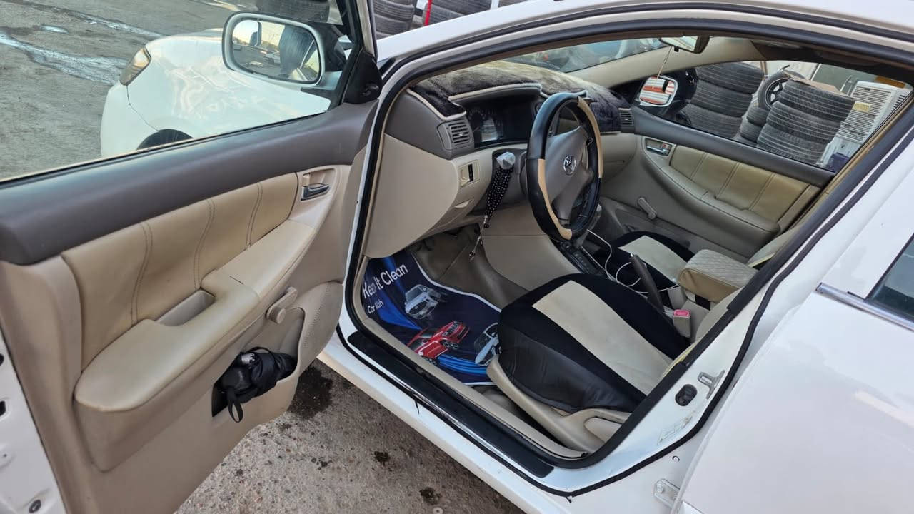 السلام عليكم كورلا بياچو 2006سيارة حلوة جاهزة من كل شي مصبوغة عدئ القمارة اب اسمي رقم بغداد مميز محرك 1800 جبير السعر 90$ ***********مكاني بغداد حي الاعلام
