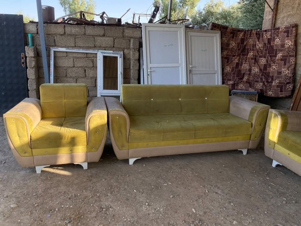 متوفر ديوان قنفات 
***********
