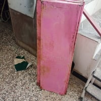 عندي رفوف للبيع 14 رف الشراي يتصل 07711467755
