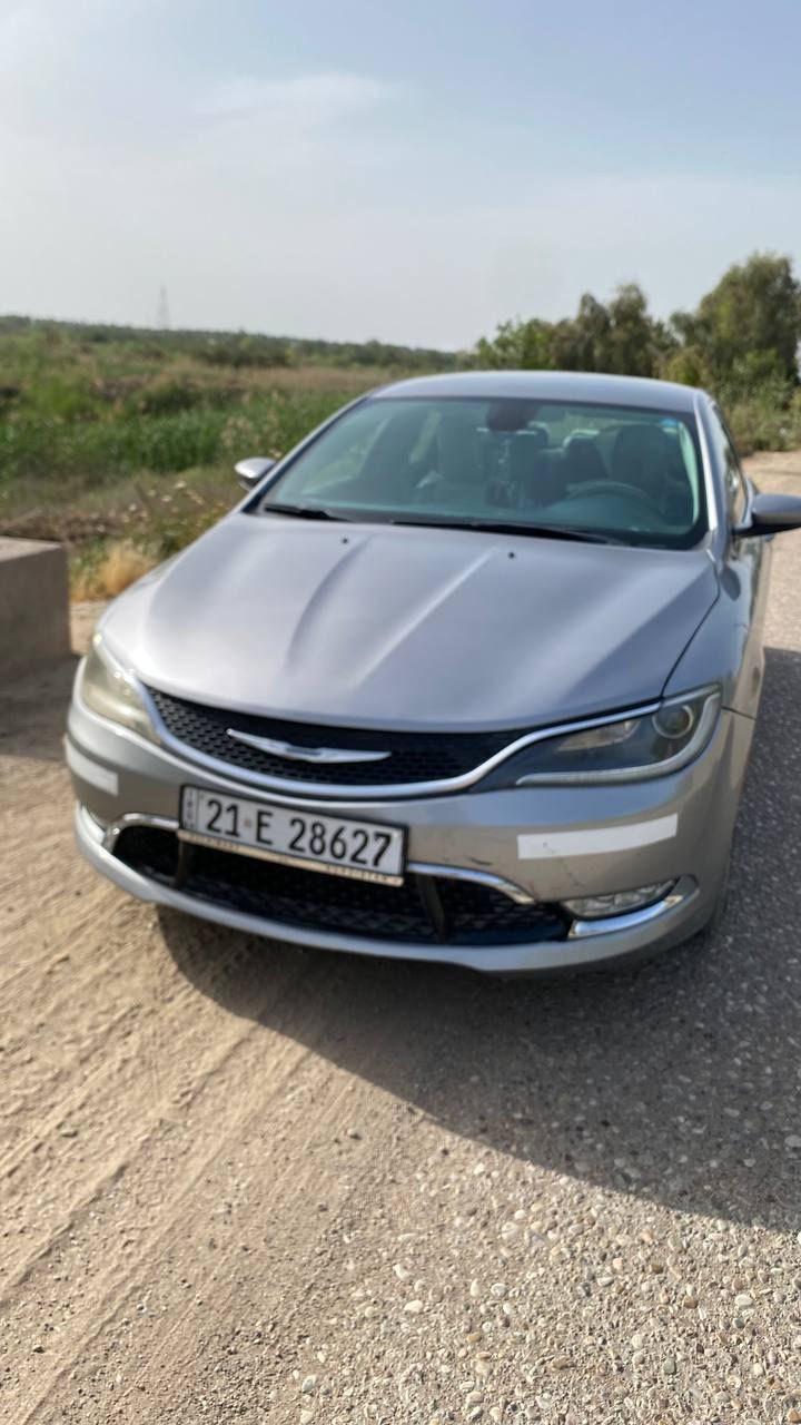 السلام عليكم 
C200 كرايسلر 
110 وبيها مجال 
موديل 2016 
محرك 2400 
مواصفات عادي 
كير وحدادية فول 
جاملغ ايمن مبدل تصليح الإمارات + باب مصلح على البارد في العراق 
مدوشمة ارضية وكشنات جلد ياباني بنكة شغالة اصلية 
حماوة طبيعية صيف شتاء ٤ طكات مع التبريد ٥ طكات 
رقم سليمانية الجديد
سنوية ل 2029 
تبريد فول 
لايت قوي 
اي دواخل مابيها 
سيارة ما ناقصها اي شي
للاتصال 
***********
***********
