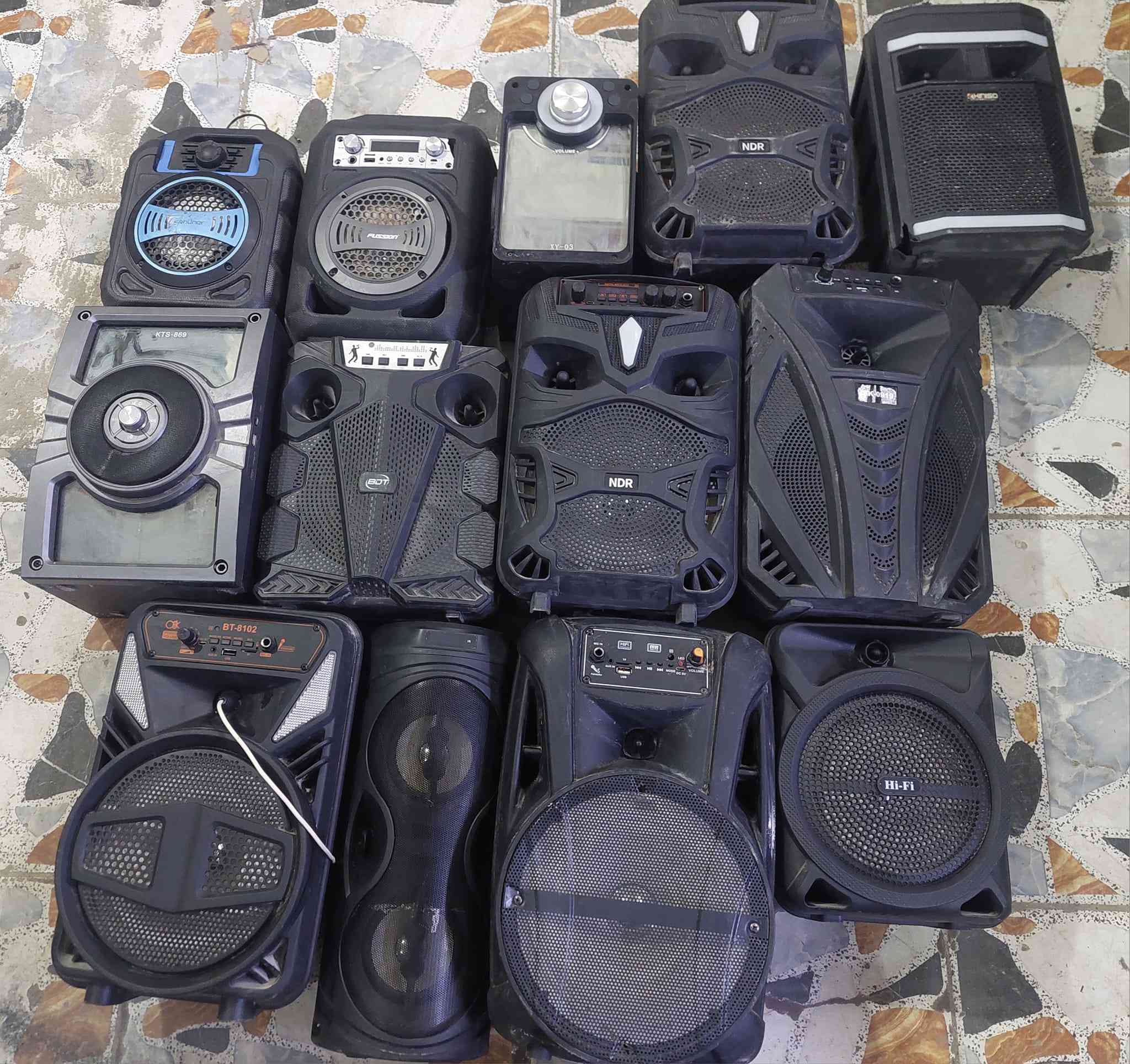 للبيع ام بي اثريات بيهن يشتغلن وبيهن عاطلات ابيعهن شلع ٧٥ الف  الاستفسار على الخاص او على الرقم ***********
