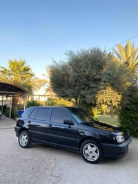 كولف mk3 موديل 94بغداد كير المحرك حاويه تبريد شغال تخم تاير صبغ عام بد...