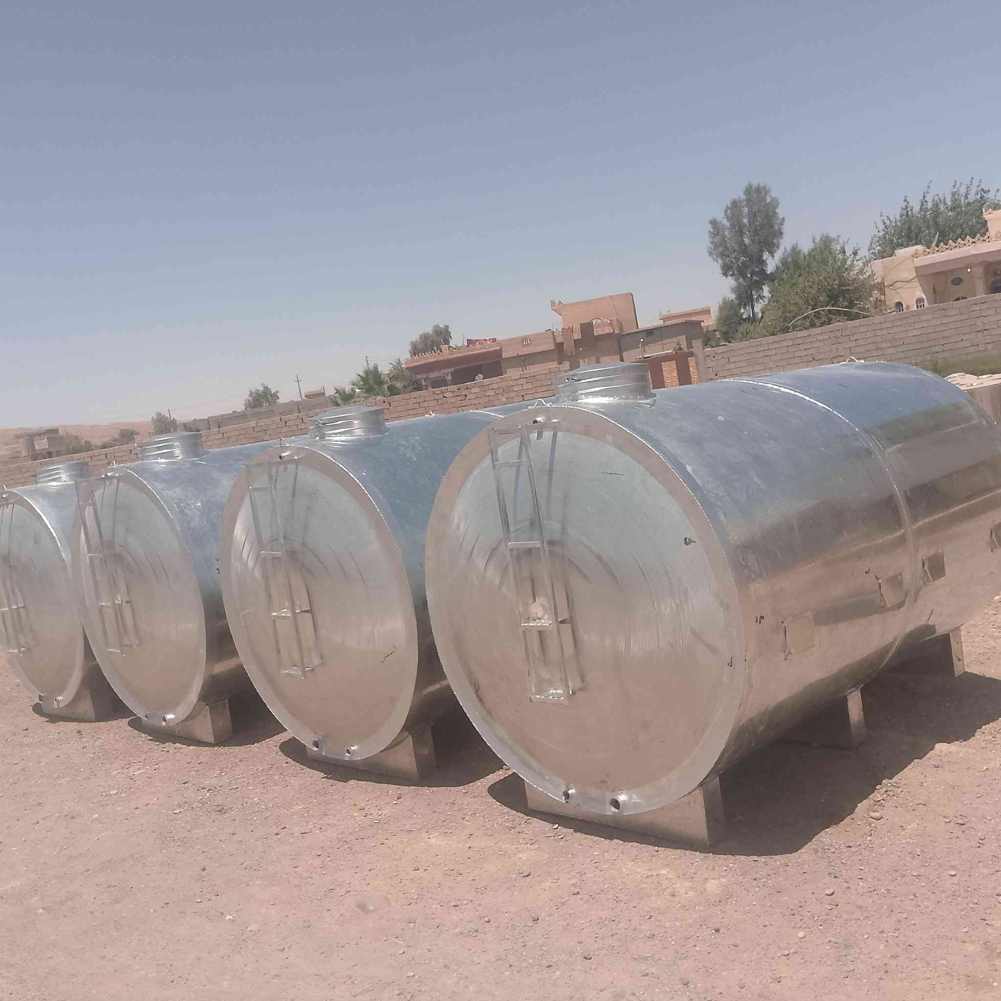 السلام عليكم يوجد لدينا مقطورات ماء نوع جيد 5000 لتر گيج 18 شرط الحديد مختوم وغلونه الحديد 100 السعر اخو البلاش 275000 البيع نقد ملاحظه يوجد لدينا خدمه توصيل للاستفسار اتصل ***********
