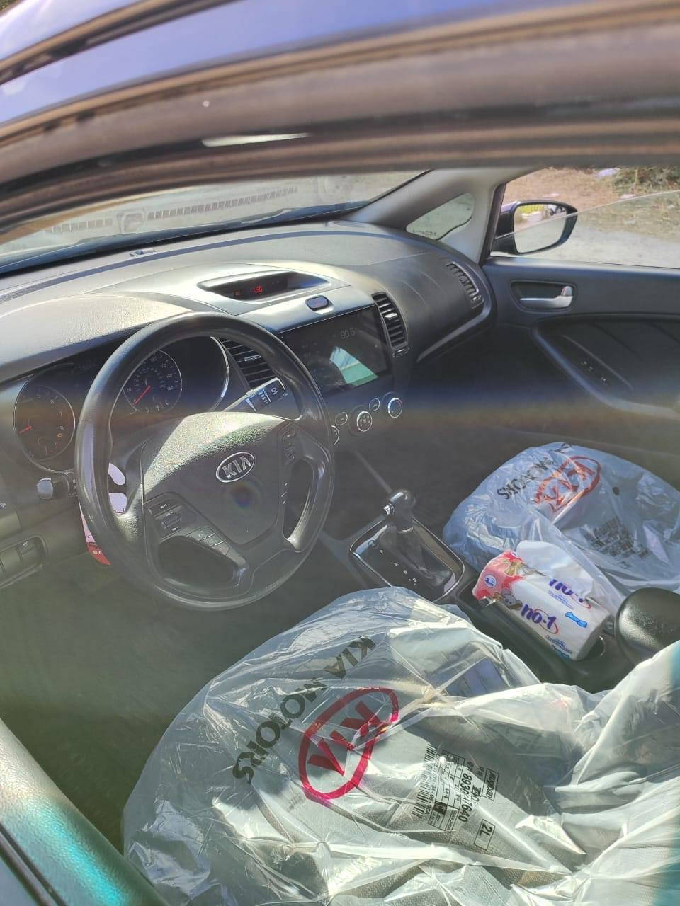 السلام عليكم
كيا فورتي موديل 17 حادث بنيد فقط بدون دواخل وبدون شواصي مكينه دوش مكينه استندر بسمي ماشيه 141 بيه بارد جاملغ خلفي ايمن السياره تخبل الحمد لله مابيه اي نقص كامله مكمله السعر 118 اي استفسار حاضر رقم الهاتف *********** بي واتساب
