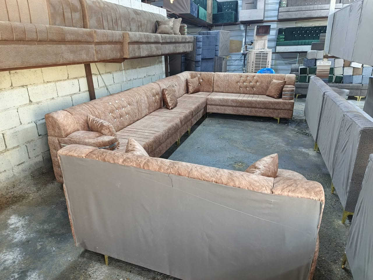 يا الله العنوان بغداد المحمودية تقاطع أبو شمع يتوفر لدينا جميع لقياسات ((***********))
