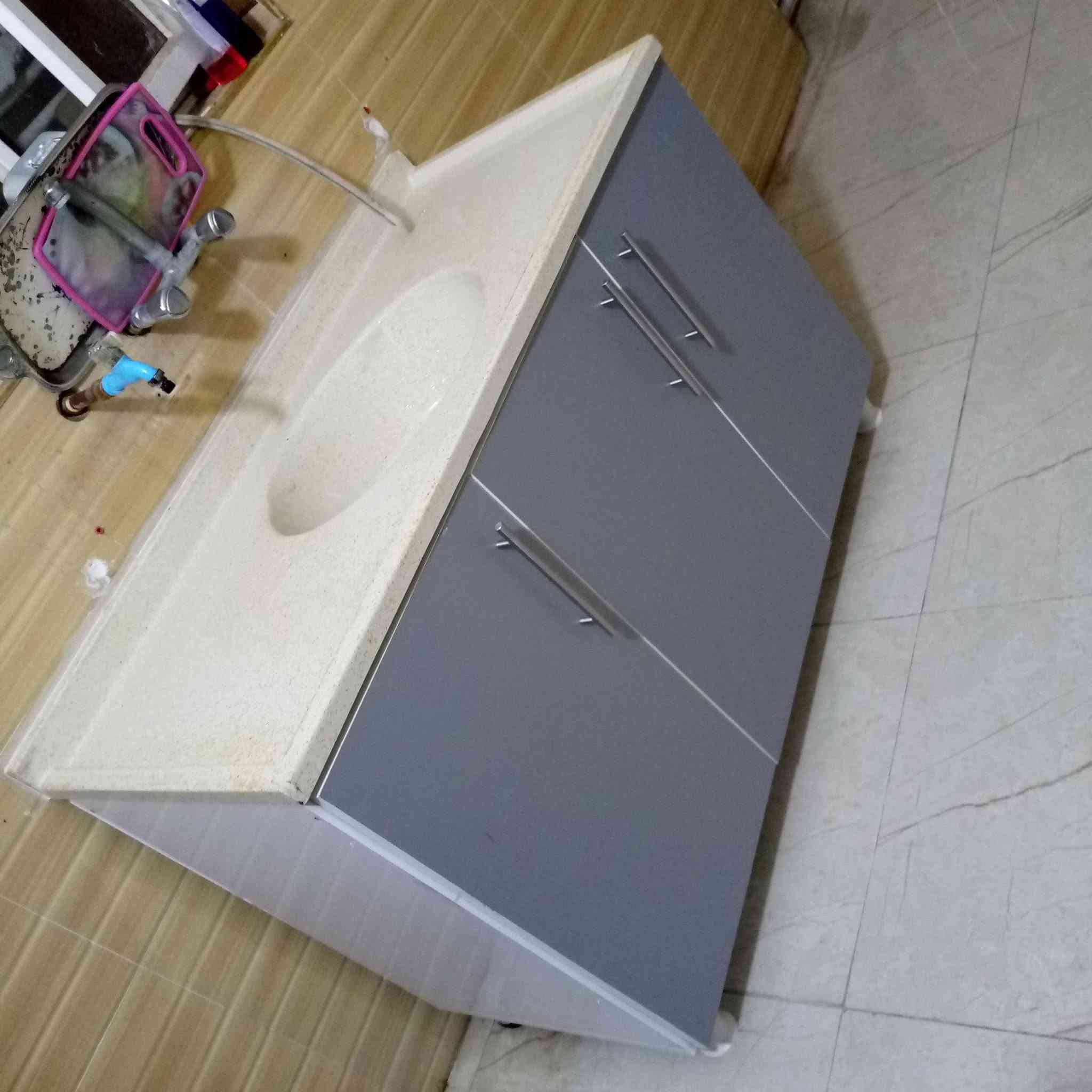 كاونتر مترين و٢٠في مترو٢٠السعر ٣٠٠وبي مجال بسيط


**إذا كنت صاحب هذا الإعلان وتريد حذفه لأي سبب، رجاءا أرسل رسالة إلى الدعم الفني**