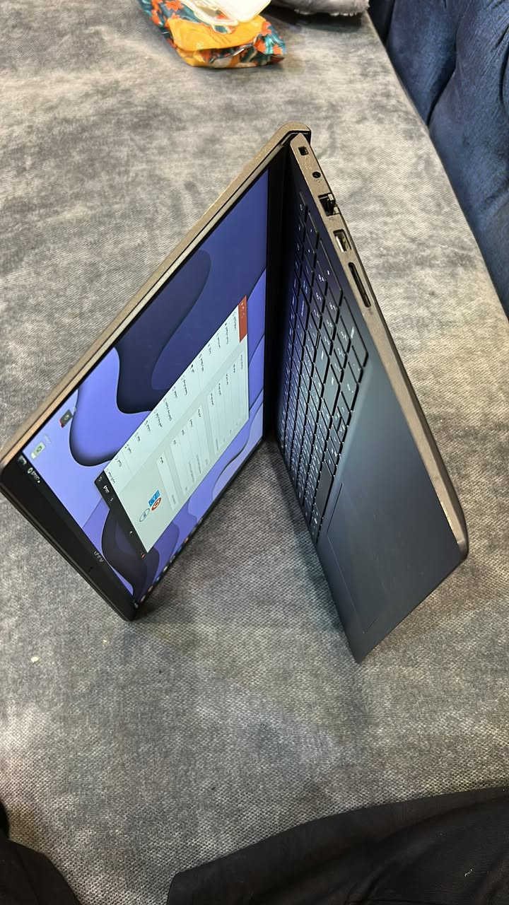 سلام عليكم لابتوب DELL للبيع
مستعمل استعمال قليل كلش 
الموصفات:
المعالج : lntel core i5-1235جيل ال12
الرام:8GB
كارت الشاشة:lntel lris xe(مدمج)
المساحه:512GB
نضام:ubuntu 20.24LTS(64-bit)
السعر500 وبي مجال 
فقط واتس:***********
