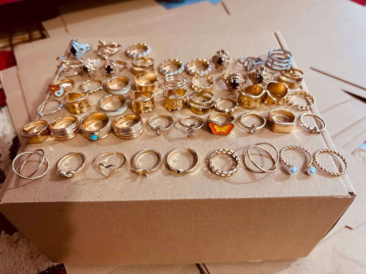 عرض اليوم فقط باجر هيج وقت يرجع لسعره 
200 محبس شي ان مشكل بدال ال50 الف صارن ب35الف وتوصيلهن مجاني يلا بعد شتردون 😁🔥


**إذا كنت صاحب هذا الإعلان وتريد حذفه لأي سبب، رجاءا أرسل رسالة إلى الدعم الفني**