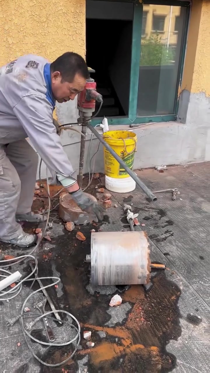 diamond tool
Diamond coring bit
Diamond coring drilling machine


**إذا كنت صاحب هذا الإعلان وتريد حذفه لأي سبب، رجاءا أرسل رسالة إلى الدعم الفني**