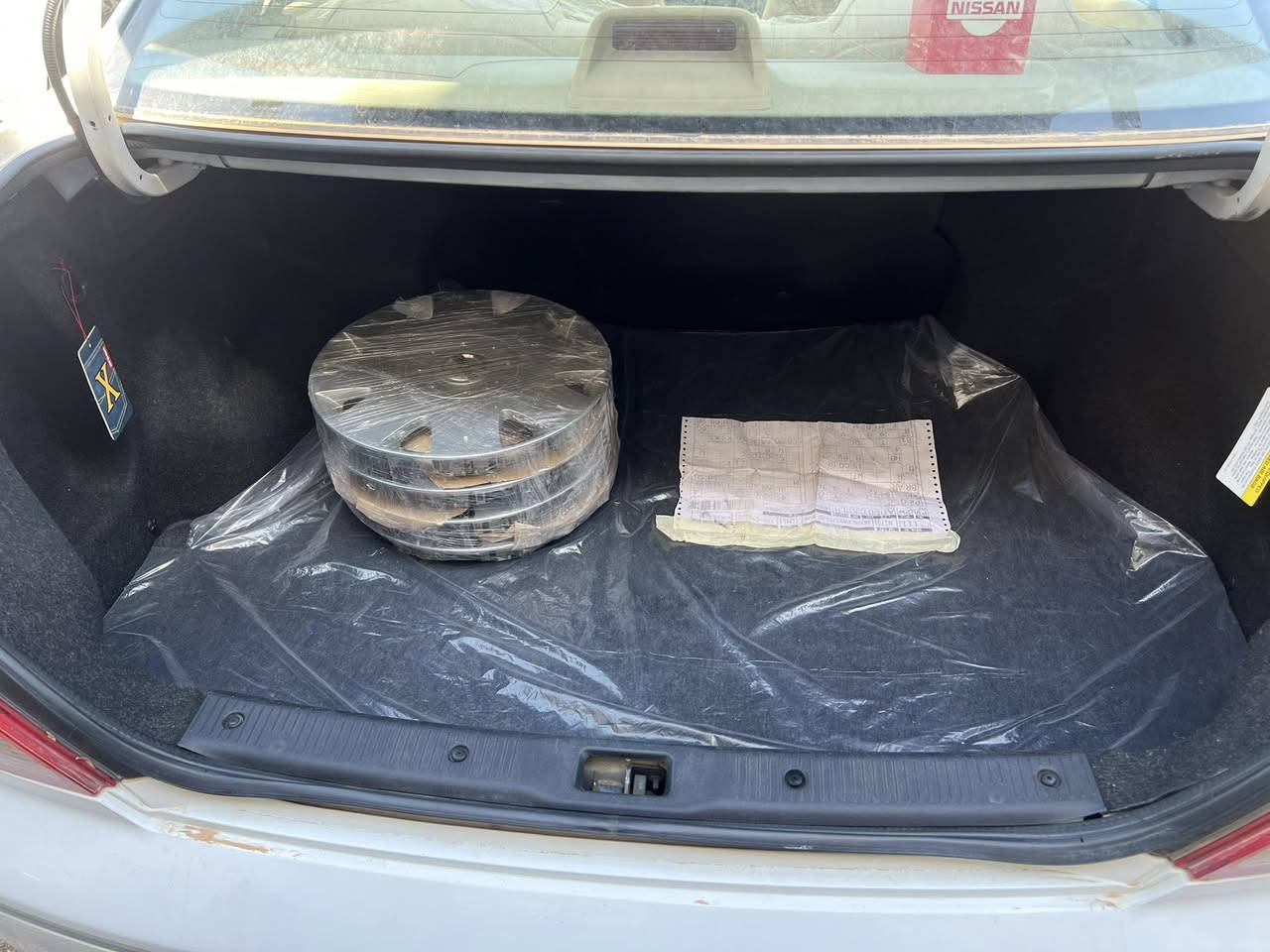سني ياباني ٢٠٠٩
كفاله عامه
 ماشيه٢٦ الف 
غير متواجد ع فيس
***********
