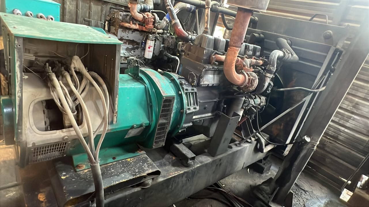 سلام عليكم مولد بومه قبق حديد 94 للبيع كامله شغاله بيه تبخير توليد توليده بلادي ما ملعوب بي  200Kv  عنوان بغداد شارع فلسطين قرب جامعه لإمام جعفر الصادق 
هـ.      ***********
سعر 💲45 و بيه مجال للشراي
