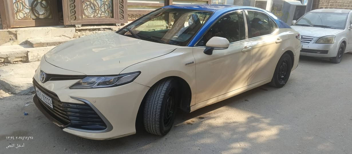 السلام عليكم كامري موديل 2023اصل السيارة كير محرك بطاريه كفاله السيارة بيهة قطعه صبغ جاملغ جهت السايق امامي سيارة ماشية 180الف مكان بغداد الحريه السعر160اوبيهةمجال بصيط***********
