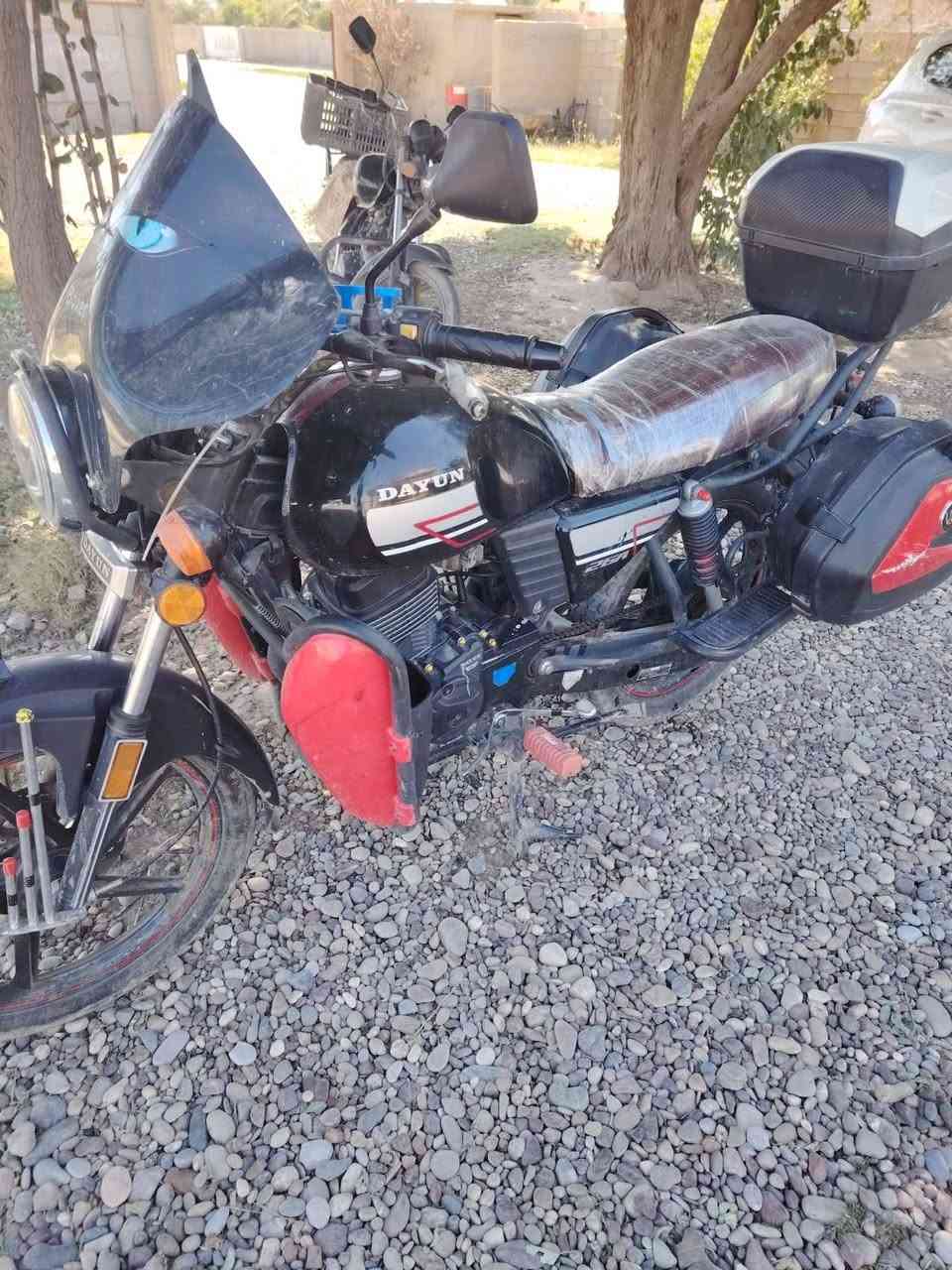 اخوان يوجد ماطور للبيع دايوان شرط محرك مامفتوح
سعره مليون وبي مجال اخوان اتصلوا عل هذا الرقم 
المكان العلم ،،،قريه الخزامية اخوان اني مكلف بنشر تحياتي ،،( ‏‪***********‬‏)
