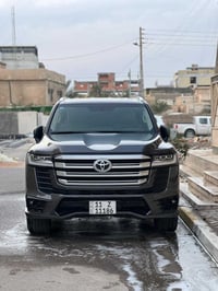 لاندكروز GXR • ٢٠٢٢ • رقم بغداد