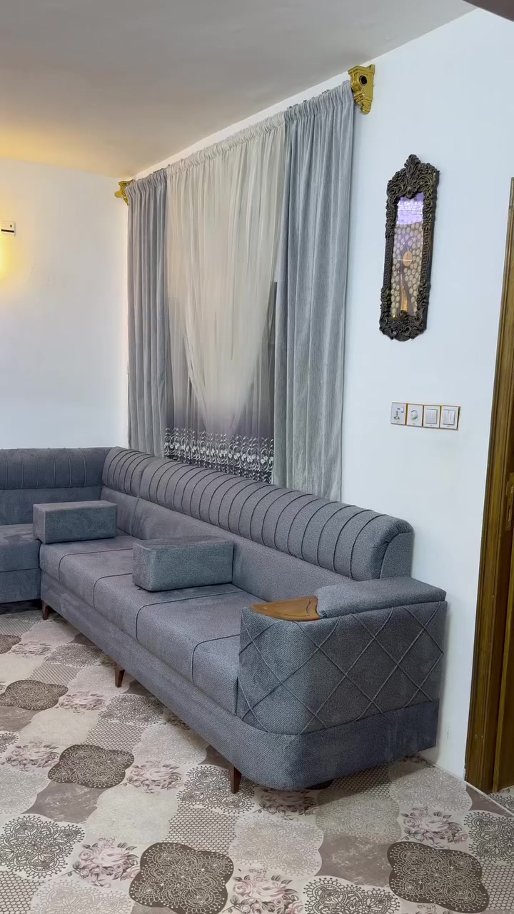 🔥 عرض عيد الفطر المبارك 🌴
شهادة الزبون الغالي أبو عباس من أهل كربلاء المقدسة 🤍
✨ تنفيذ حسب التصميم والموديلات (تركي – إسباني – عراقي)
🔹 اسفنج أكسترا طبي مريح
🔹 الهيكل بالكامل بلوك أسود قوي
🔹 خشب روسي ٢٢م
💰 سعر المتر الواحد: 85 ألف دينار فقط
💰 سعر تخم 10 مقاعد: 650 ألف دينار
🛋 ديوان حرف L سبعة أمتار – 10 مقاعد: 350 ألف دينار
🎁 كوشات هدية مع الطلب
🚚 خدمة توصيل لجميع المحافظات
🚚 توصيل داخل الحلة مجاني
💁‍♂️ ضمان جودة 10 سنوات
📐 كادر مختص لأخذ القياسات والتصاميم حسب طلبك
💎 المصداقية أساس نجاحنا
💎 دقة بالتفصيل وخياطة بإتقان عالي
💎 شغل نظيف وتسليم بالوقت المحدد (من 7 إلى 10 أيام)
📍 العنوان: حلة – ناحية النيل – شارع النيل القديم
📞 واتساب أو اتصال: ***********
ثقتكم وسام نعتز بيه 🌙✨
