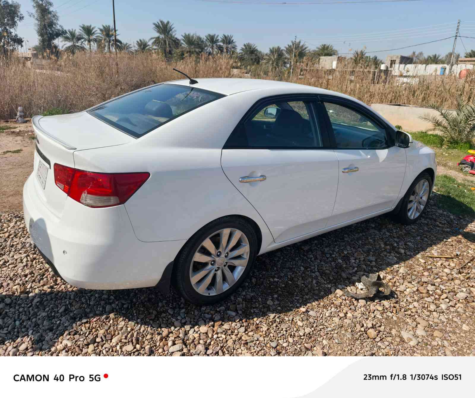 سلام عليكم سيراتو للبيع موديل 2013 خليجي مثل ما موضح بالسونار رقم بغداد للاستفسار الاتصال ***********
