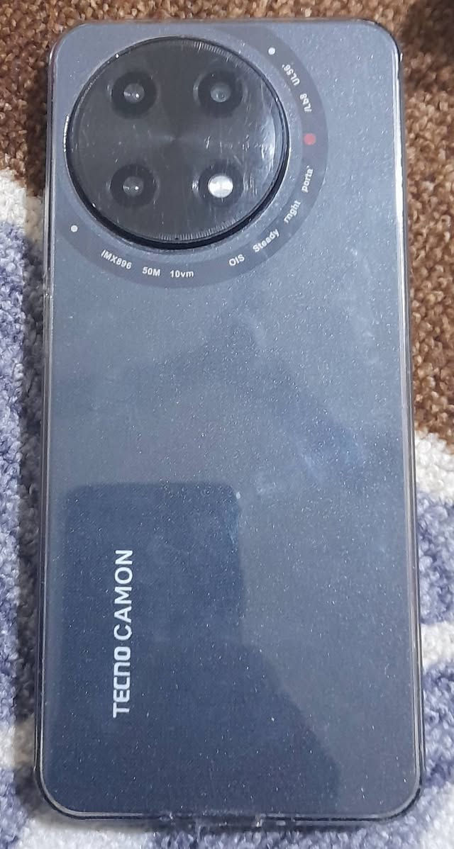 موبايل تكنو للبيع 
حله قرب مجسر الثورة 
سعر 150.000 بيه مجال بسيط
***********
