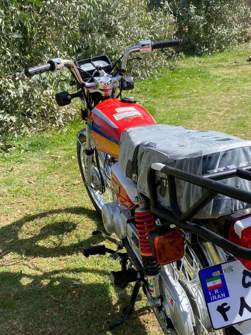 للبيع نامه مديل 2027كفاله عامه بس تانكي بيه  شويه شخوط الباقي مكفول  شبه شلامجه دراجه مكاني بابل الحمزه الغربي  سعر 750بيه مجال مويجي ويكلي جديد 750ام 750هاي النوعيه تراب شوف هاي النوعيه العندي بيش مراوس اروس تايكر نامه سافان *********** دراجه صار شهرين من مشتغله
