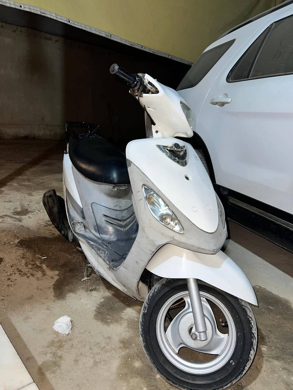 دراجة قجمة للبيع مكفولة كفالة عامة من البرغي للبرغي الدراجة ما مفتوحة رمبة كلش وكلشي شغال سلف هندي اشاير لايتات كشاف بك لايت كلشي كلشي شغال مفولة الدراجة وعلة ايدي سعر 850 وبيها مجال حك الجية *********** بصرة ابي الخصيب وذا مراوس بأيراني
