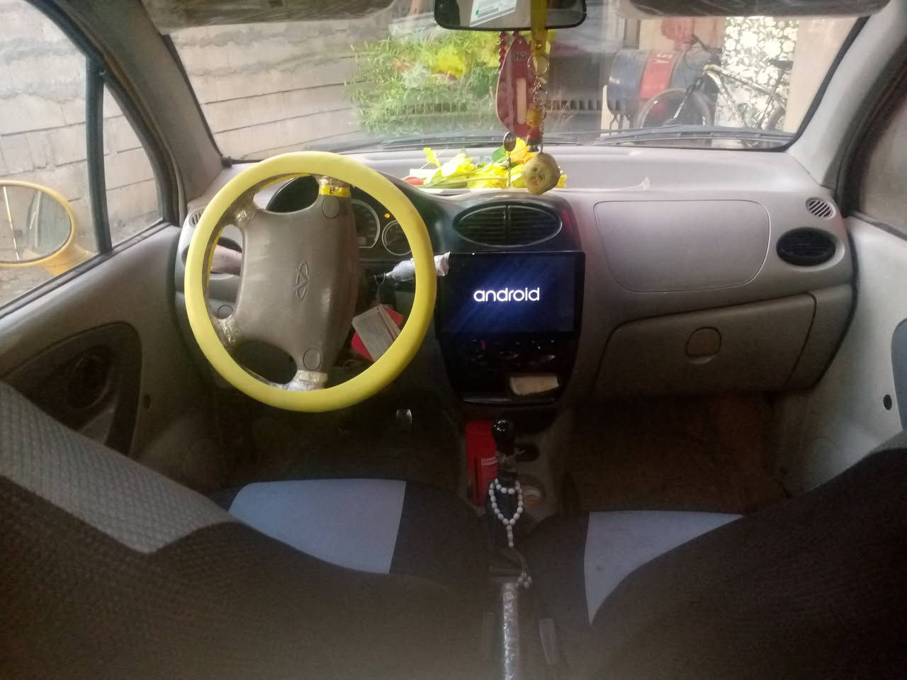 السلام عليكم
QQ تكسي
موديل 2012
رقم دولي جديد
هزة جديدة
سنويه الى 2030
مكينتها ينرادلهاتعمير رنكات بس
 كيرها شرط
هيئة صفر عليه
غرامات صفر عليه
والباقي كدام العين
السعر 28وبيها شويه مجال الخاطر جيتكم
***********
***********
