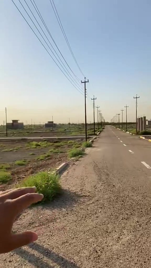 السلام عليكم تتوفر قطعه ارض ٢٢٥ متر في السيسبان الثالث بسمي تنازل شركه موافقات بناء خدمات كامله ركن مميزه ع شارع ١٢ رئيسي قرب سريع جديد للاستفسار *********** @
