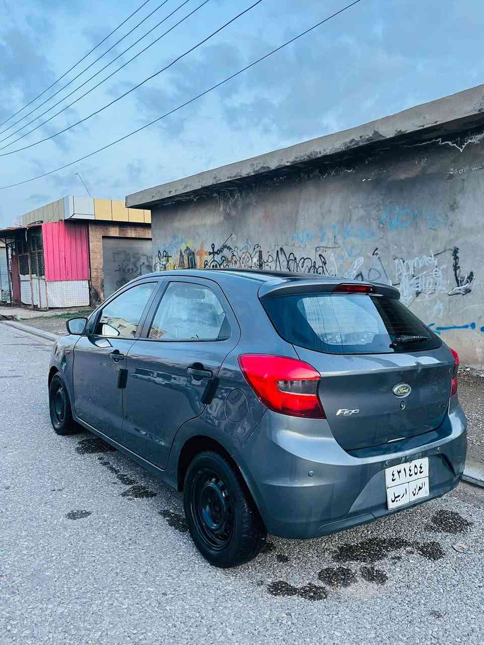 فۆرت فیگۆ 2016دوپارچەی هەیە چاملغ بۆنیت  هەیە 93 هەزار سعر63محامەلە  رۆیشتوە  سۆنەرەکەشم داناوە ژم*********** أربيل, العراق
