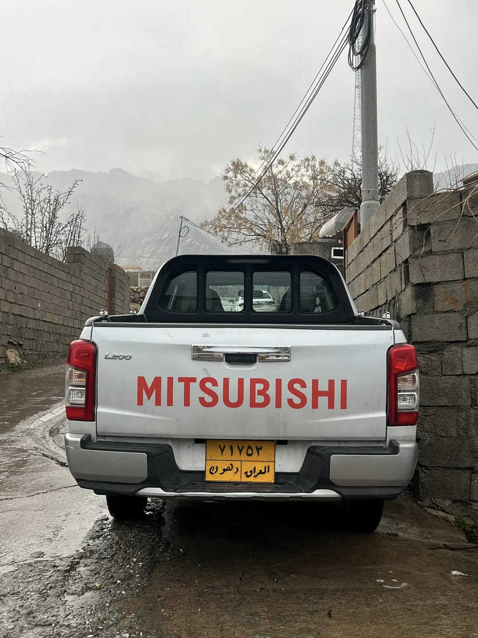 بۆ پەیوەندی/***********
قەزافی ٢٠٢٠
بێ بۆیاج
بێ تعدیل
گێڕ و مەکینە بە شەرت
زۆر توند و تۆلە
هیچ مەسرەفی نیە
بەشەرتی تحویل
نرخی:١٨٠$ و معاملە
