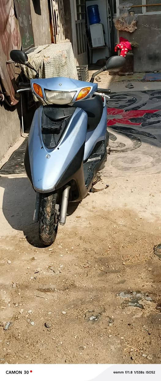 سلام عليكم بريز للبيع دراجه حلوه وناعمه  دراجه نقصهه بس راجز سلف ولبقيه كله مكفول  سعرهه/ 750/ ***********
