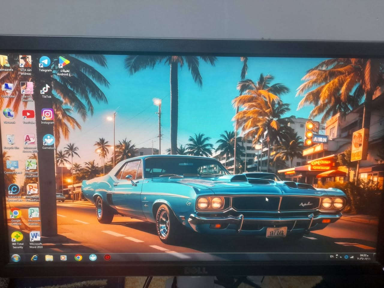 كيس لينوفو بذاكره قويه وينزل كل البرامج اخو الجديد وشاشه ديل HD  مع كيبورد وماوس ومع مميزات قويه نت مايقطع ومنزل عليها كل برامج المايكروسوفت وتكدر تنزل تلكرام وانستكرام وبيها العاب جي تي اي مكفوله من كل شي قيم واخذ بالي يعجبك مكاني الرمادي.


**إذا كنت صاحب هذا الإعلان وتريد حذفه لأي سبب، رجاءا أرسل رسالة إلى الدعم الفني**