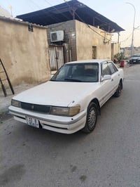 روسيدا للبيع محرك قايم رقم الهاتف07737919658