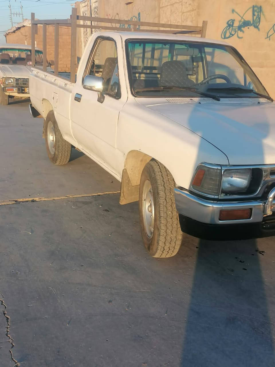 بيكم موديل 1991 رقم بغداد شرط التحويل
صبغ عام للجمالية
دوشمه كامل 
طخم تايرات جديد
باتري وايرمنيه كلها جديده وشغالة كلها
السعر50وبيها مجال للطيبين
تواصل فقط على رقم
اتصل وتدلل
 ‏‪***********
