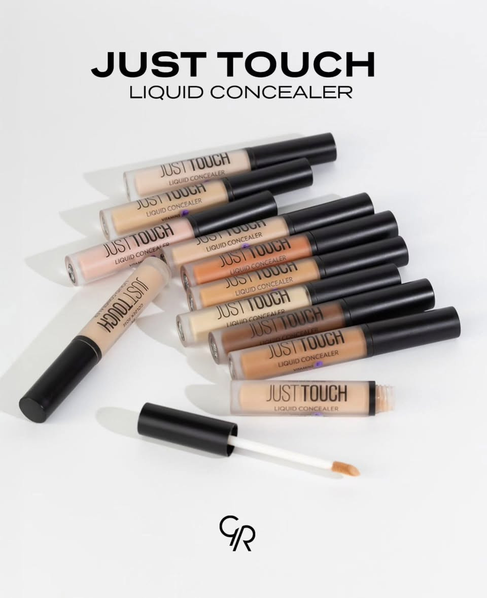 هذا كونسيلر سائل جست تاتش من جولدن روز. 
يوفر تغطية متوسطة وطويلة الأمد.
يصحح ويخفي الهالات السوداء تحت العينين والعيوب الأخرى.
يحتوي على النياسيناميد (فيتامين ب3) وفيتامين هـ لترطيب البشرة وحمايتها.
يمنح لمسة نهائية طبيعية ومشرقة.

متوفر الان لدى سامي للعطور ومواد التجميل 
____________________________

العنوان:🔻العراق الموصل حي الكرامة🔻

‏‎يوجد لدينا توصيل لكافة أنحاء العراق🚚

‏‎للطلب او الاستفسار (واتساب ) 👇

❇️☎️0️⃣7️⃣7️⃣0️⃣7️⃣4️⃣4️⃣9️⃣2️⃣5️⃣8️⃣

☎️0️⃣7️⃣5️⃣0️⃣3️⃣3️⃣2️⃣5️⃣9️⃣8️⃣8️⃣

او مراسلتنا على بريد الصفحة الان📥

‏‎🔱 تسعدنا زيارتكم 🔱

‏‎سامي للعطور ومواد التجميل 😘
وجهتكم الاولى لعالم العطور والتجميل❤️
الحجز مفتوح والاستلام خلال يومين فقط↪️

عنوان الكوزمتك على خرائط كوكل👇📍🗺️

https://maps.app.goo.gl/jk3FJXKeUUixF3oT8

 رابط الإنستغرام 👇

https://www.instagram.com/sami_perfumes0

رابط التيك توك 👇

https://www.tiktok.com/@samiperfumesandcosmetics
