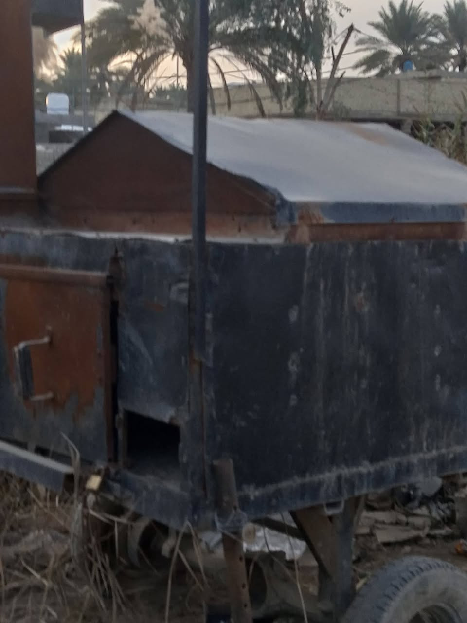 سلام عليكم غراض مال موكب هاي السنه الي راحت نضيفات شغالات كلشي مابيهن عل فحص المكان كربلاء لحسينيه مركز الطف
رقمي *********** 
سعر المولده 800 
سعر الكنفيره 200 
سعر الفرن 800
