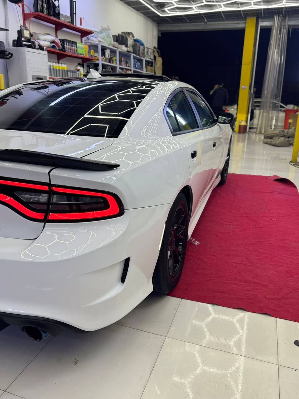 يا الله السلام عليكم اخوان  فقط مراوس RT 25/700
دوج شارجر مديل 2019 فول الخير. السياره 
ابيض غير محدد بسنويه قماره بلد سوده
فتحه سقف
مكينه 3/600 بلكارتون المكينه الكير جدد معنا الكلمه شاهد الحسين
تبريد ثلج قطعتين
الحداديه كلش جديد اسم الطسه مابيه 
رقم بصره دوالي السياره مكانه بالبصره
شاشه جبيره معا كامه دواره+حساسات خلفيه
كشنات حضن ماروني جلد 
السياره اسم الخط ما طلعه بالحسين راعيها من دوام البيت
والسياره نصبته احلى من صوره بعد تجي وتكلب تاخذها الفحص همات يالله تراوس 
السياره فقط مراوس ب هيمي 5700 الون مميز كون نضيفه السياره مو البيع فقط مراوس
السياره طابه سرقه فقط. لا حادث ولا شوصي ولا الغد ولا جفيه شاصي مكفول من البدايه النهايه ملته اسم طخه مابي فقط سرقه تفاصيل ع الخاص مكلف بالنشر الريد يراوس طب خاص أنطي رقم راعي السياره بس مو طبلي عدا هيمي المكينه ملته دك بيها فرقة ام علي سياره مميز الون ونضيفه كون حته الو حادث عادي  وتحياتي الكم انشاءالله الرزق الجميع عدك فلوسك وعدنا حلالنا لاحد طب يعلق يكسر ب حلال الناس الله يرحم والديكم وتحياتي الجميع


**إذا كنت صاحب هذا الإعلان وتريد حذفه لأي سبب، رجاءا أرسل رسالة إلى الدعم الفني**