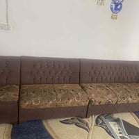 تخم • ١٠ مقاعد • قفل