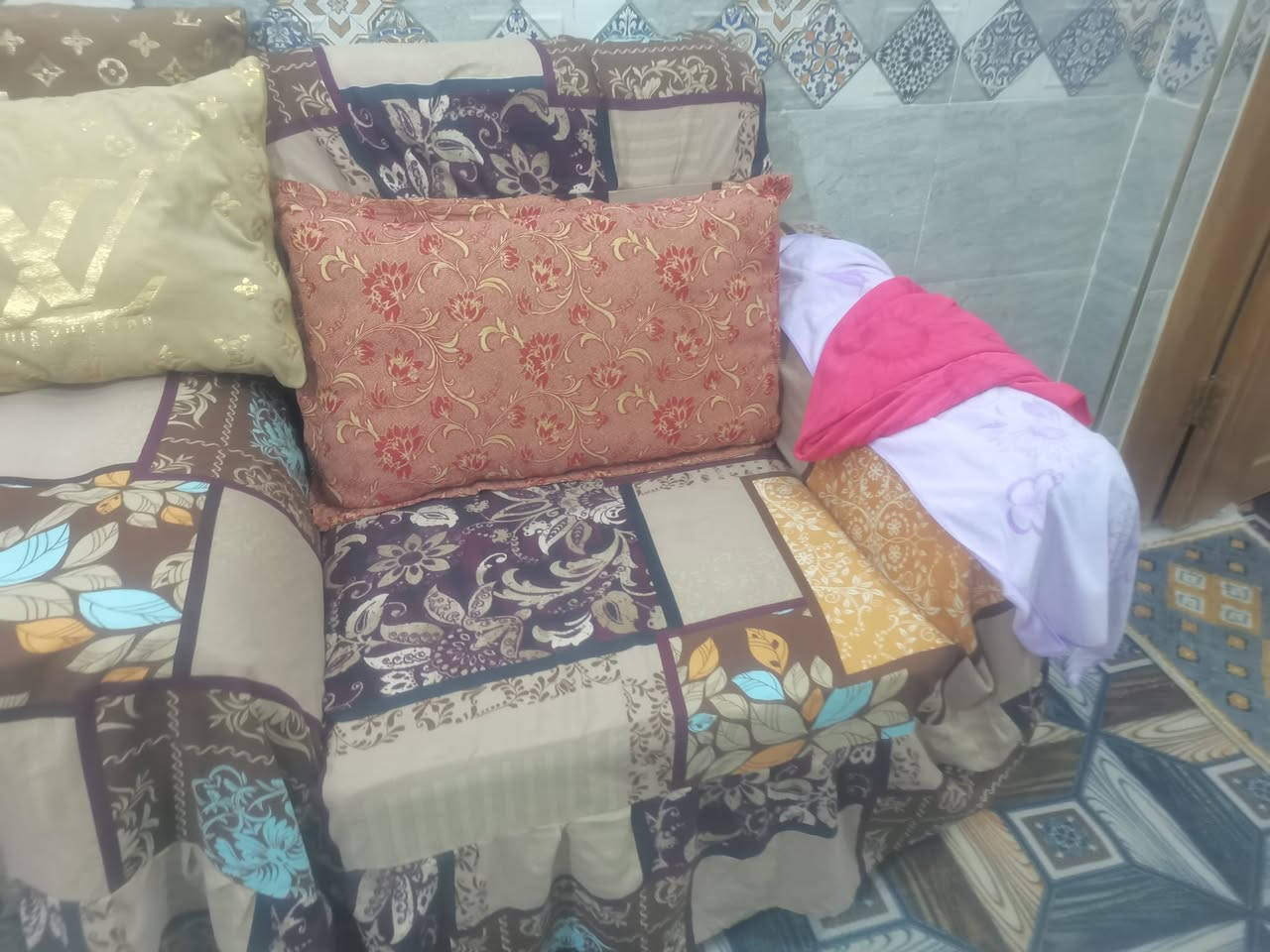 للبيع


**إذا كنت صاحب هذا الإعلان وتريد حذفه لأي سبب، رجاءا أرسل رسالة إلى الدعم الفني**