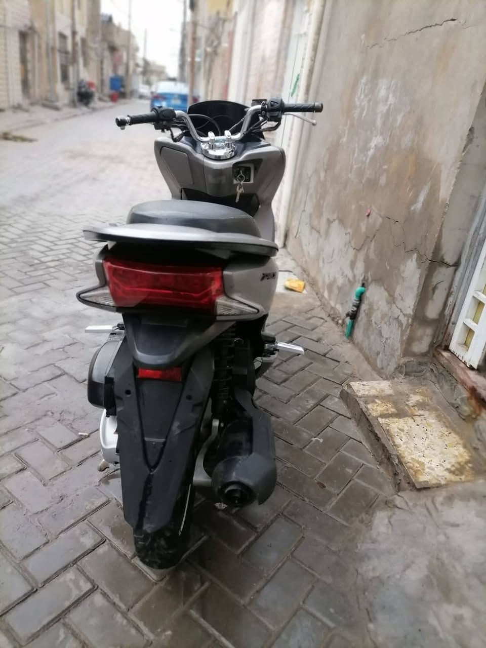 السلام عليكم pcx جيل ثاني ياباني مكينه 150 للبيع السعر ٩٠٠ وبيه مجال كوم حديد بيه عقل ضارب الدراجه شغاله بس تقطع


**إذا كنت صاحب هذا الإعلان وتريد حذفه لأي سبب، رجاءا أرسل رسالة إلى الدعم الفني**