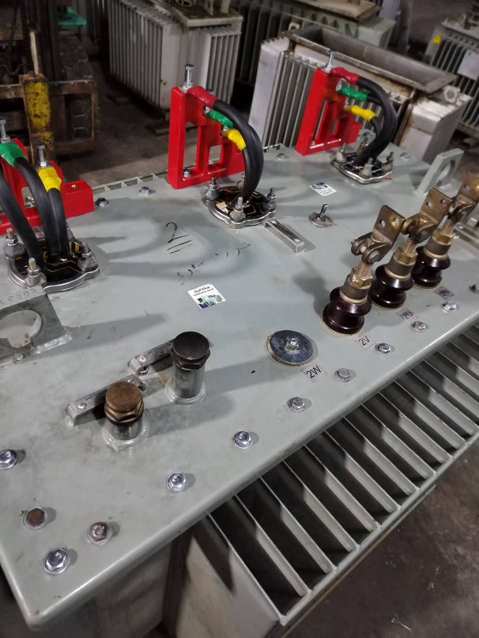 من رخصه الادمن بسم الله على بركة الله                                يتوفر لدينا رافعات قدرة  زيتية جميع الأحجام حسب الطلب  وبأسعار مناسبة كذلك يوجد محولات جميع الأحجام  والأنواع 
ملاحظة  إذا عندك محولة عاطلة نشتري 

للأستفسار ***********
