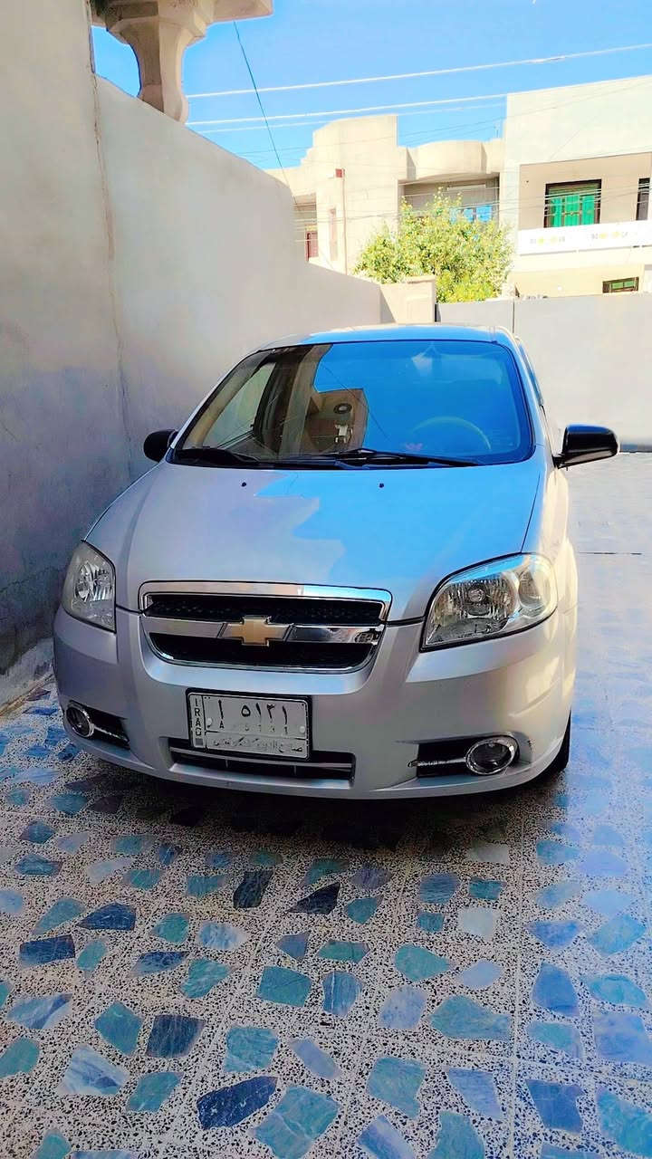 سلام عليكم افيو البيع موديل 2009 اوتوماتيك داخل لونين كير ومحرك شرط طخم تاير جديد ويل جديد صدر جديد السيارة جديده وجاهز تبريد خير من الله وتتفه شرط سنويه عضم عاج بيها قطعه وحده بدون دواخل البيع والشراي اتصل على الرقم ***********
