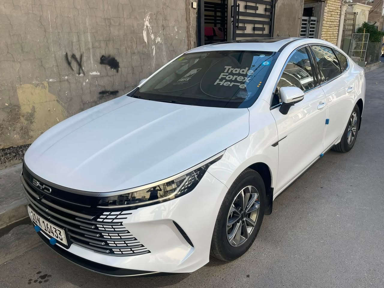 السلام عليكم
بي واي دي BYD دسترويل 
موديل 2025 فوول اعلى فئة 
مواصفات ١/١  .. 
. فتحة سقف
. لايت عدسة + LED 
جنطة كهرباء ⚡️ 
. تشغيل عن بعد 
. كير ماوس 
. شاشة قلاب 
وبعد بيها هواي مواصفات
————————————
ماشية : 4,000 
الملحقات : بصمة +كارت +الشاحنة الأصلية مالتها +كتلوكات الشركة موجودة.. 
السيارة مكفولة كفالة  عامة من الشخط والصبغ والتكحيل والبارد والتبديل . سونار مرفق 
السعـر : 21.400  وبيها مجال 
العنوان : بغداد - الكرخ 
رقم الهاتف :  ***********
