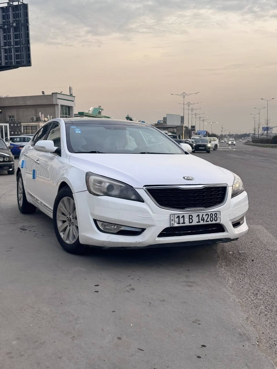 كيا كادنزا خليجي 2011 فول مواصفات كشنات جلد بانوراما تحكم ستيرن مري شفط وكهرباء برده خلفيه بلاديه 
مكينه سته سلندر شواصي لغود دواخل كله كفاله رقم وسنويه وهزه جديد مكينه كير بشرط 
بيها صبغ ٣قطع بابين وبنيد صبغ فقط بدون حادث

السعر 106وبيها مجال مال جيه والسياره احلى من الصور بهواي 

العنوان بغداد/***********
***********
