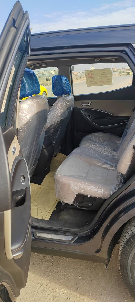 السلام عليكم سنتافي 2016 خليجي 6 سلندر دووش المرغوب شركة السعد محرك وكير شرط محرك 3.3 فور ويل كب حجم 19
7راكب 3قطع تبريد
3انظمه قياده
مري شفط قلاب وشفط مع السويج واشاير بل مري
تحكمات ستيرن
السعر 180 وبيها مجال لشراي
***********
