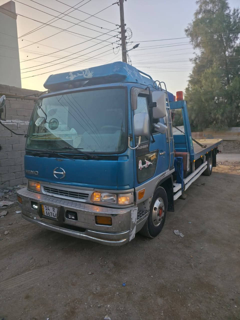 سلام عليكم طيره محدثه انكر
موديل ١٩٩١
سنويه جديده رقم نكليزي بصره بسمي
مكينه ٧٠ كفاله
شاصي كفاله
بدي كفاله 
جاهزه 
كرين تادانا ٢ سلايت ٣ طن وا ٤٠٠ غير مكفول
سعر سياره ٢٠٠ ورقه وبيهه مجال الطيبين عنوان البصره ابو الخصيب ستفسار ***********
غير متواجد على الفيس
