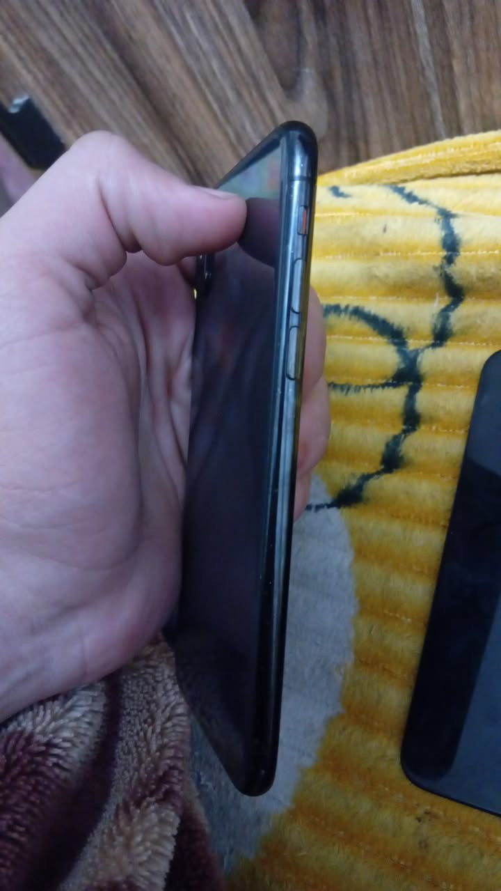 اكس عادي ابيعه طافي ٦٠ وبي مجال حك جيتك ٧٨٧٦٠٠٦٩٧٣
