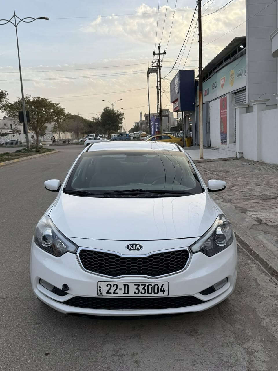 سيارة سيراتو خليجي 2013 
شرط كير محرك صدر امامي خلفي جاهزها اربعه تايرات جددت سنويه وارقام جديده تحويل مباشر سونار مرفق مع صوره سعر 123 
***********
